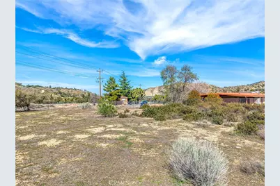 3407 Hwy 2, Pinon Hills, CA 92372 - Photo 49