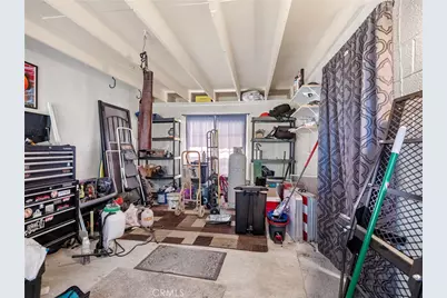 17382 Neptune, Victorville, CA 92394 - Photo 9