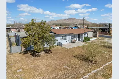 17382 Neptune, Victorville, CA 92394 - Photo 31