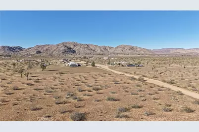 111 Mustang Ave, Apple Valley, CA 92307 - Photo 7