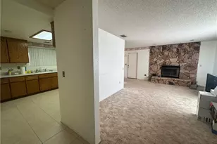 9239 Joshua, Apple Valley, CA 92308 - Photo 7