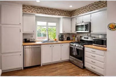 13870 Rodeo, Victorville, CA 92395 - Photo 9