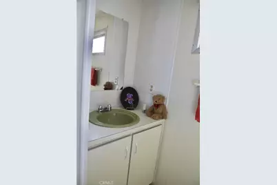 7484 Kickapoo Trl #9, Yucca Valley, CA 92284 - Photo 19