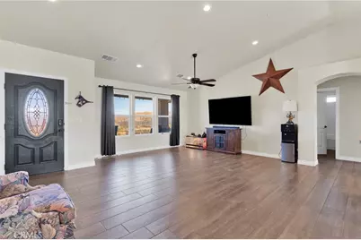 23661 Laurel, Apple Valley, CA 92308 - Photo 13