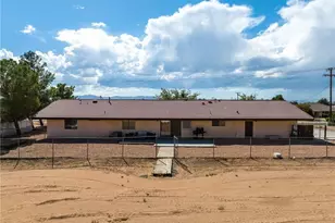 21186 Standing Rock Ave, Apple Valley, CA 92307 - Photo 17