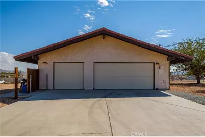 21186 Standing Rock Avenue, Apple Valley, CA 92307 - Photo 19
