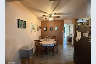 25567 Eaton Street, Barstow, CA 92311 - Photo 5