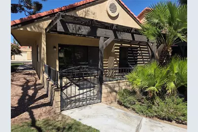19099 Frances, Apple Valley, CA 92308 - Photo 3