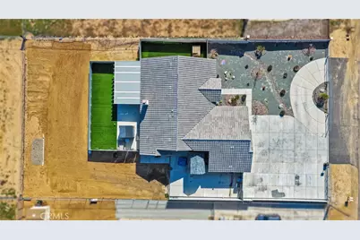 7491 Newhall, Hesperia, CA 92345 - Photo 3