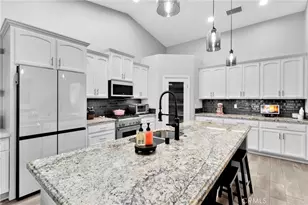 7491 Newhall, Hesperia, CA 92345 - Photo 19