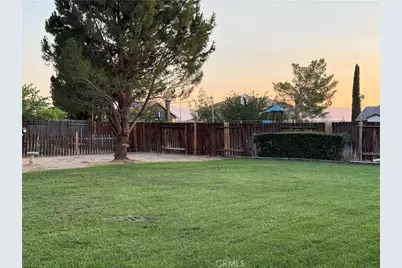 19149 San Jacinto Way, Apple Valley, CA 92308 - Photo 57