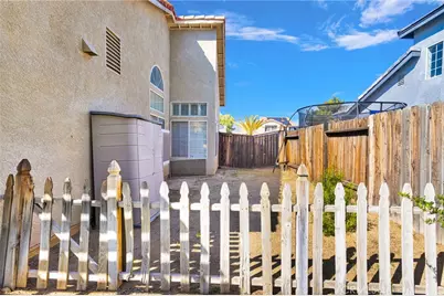 19149 San Jacinto Way, Apple Valley, CA 92308 - Photo 33