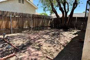 14118 Rosewood Dr, Hesperia, CA 92344 - Photo 23
