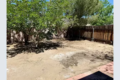 14118 Rosewood Drive, Hesperia, CA 92344 - Photo 23