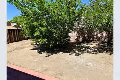 14118 Rosewood Drive, Hesperia, CA 92344 - Photo 25