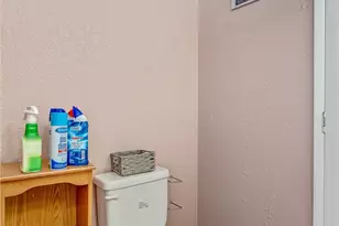 1301 E Ave I, Lancaster, CA 93535 - Photo 23