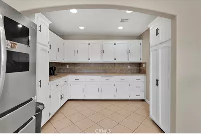 16783 Mission, Hesperia, CA 92345 - Photo 21