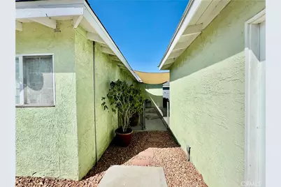 1904 E San Bernardino Avenue, San Bernardino, CA 92408 - Photo 21