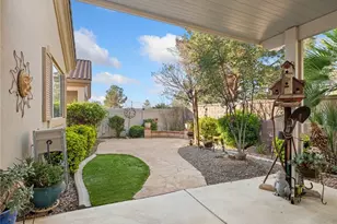 19330 Galloping Hill, Apple Valley, CA 92308 - Photo 29