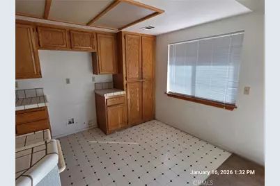 15501 Via Bahia Street, Hesperia, CA 92345 - Photo 7