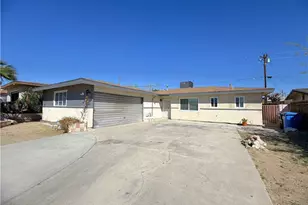 909 Las Amigas Dr, Barstow, CA 92311 - Photo 1