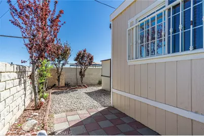 14411 Palmdale Road #64, Victorville, CA 92392 - Photo 37