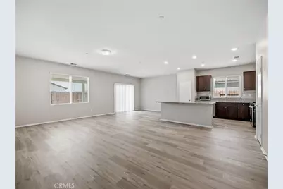 11582 Miranda, Adelanto, CA 92301 - Photo 7