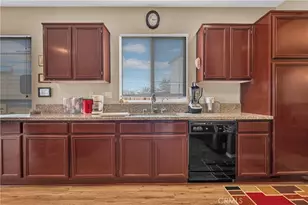 11196 Charleston, Adelanto, CA 92301 - Photo 23