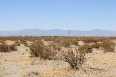 18 Ac Lessing Avenue, Adelanto, CA 92301 - Photo 15