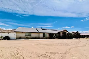 17389 Central Rd, Apple Valley, CA 92307 - Photo 13