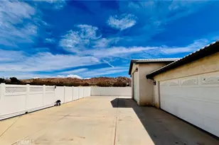 17389 Central Rd, Apple Valley, CA 92307 - Photo 25