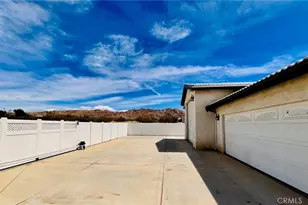 17389 Central Rd, Apple Valley, CA 92307 - Photo 15