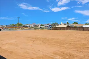 21960 Ramona, Apple Valley, CA 92307 - Photo 49