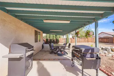 13055 Madison Circle, Victorville, CA 92392 - Photo 19