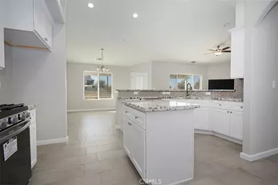 17796 Valencia Street, Hesperia, CA 92345 - Photo 9