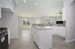 17796 Valencia St, Hesperia, CA 92345 - Photo 9