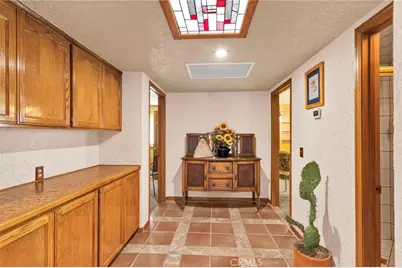 17662 Ridge View Court, Apple Valley, CA 92307 - Photo 35
