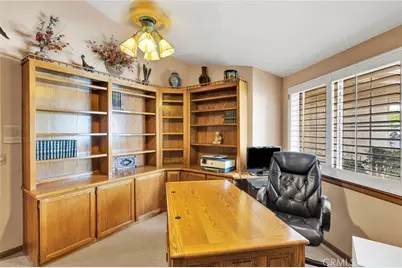 17662 Ridge View Court, Apple Valley, CA 92307 - Photo 33