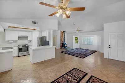 15155 Apache, Apple Valley, CA 92307 - Photo 5
