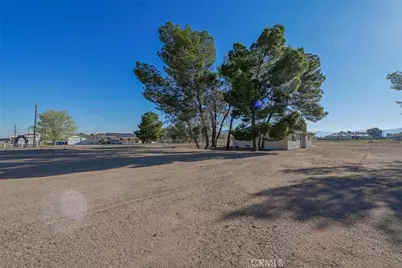 21435 Zuni Road, Apple Valley, CA 92307 - Photo 27