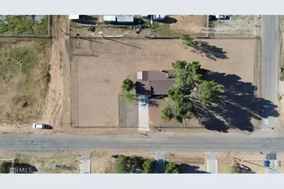 21435 Zuni Road, Apple Valley, CA 92307 - Photo 3