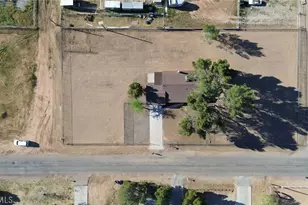 21435 Zuni Rd, Apple Valley, CA 92307 - Photo 3