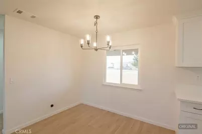 21435 Zuni Road, Apple Valley, CA 92307 - Photo 7