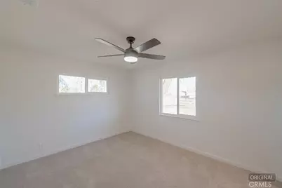 21435 Zuni Road, Apple Valley, CA 92307 - Photo 17