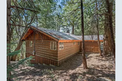 1155 Chateau, Crestline, CA 92325 - Photo 19