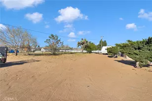 12790 Patoka Ct, Apple Valley, CA 92308 - Photo 41