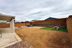 13073 Mill Pond Ct, Victorville, CA 92392 - Photo 15