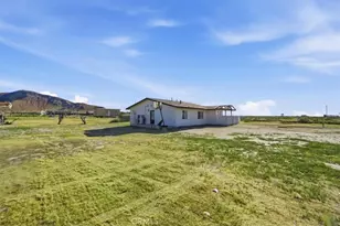 1163 Smith, Adelanto, CA 92301 - Photo 35