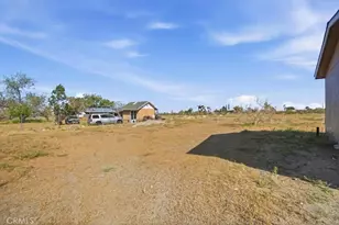 12601 Nandina, Phelan, CA 92371 - Photo 35