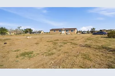 12601 Nandina, Phelan, CA 92371 - Photo 31